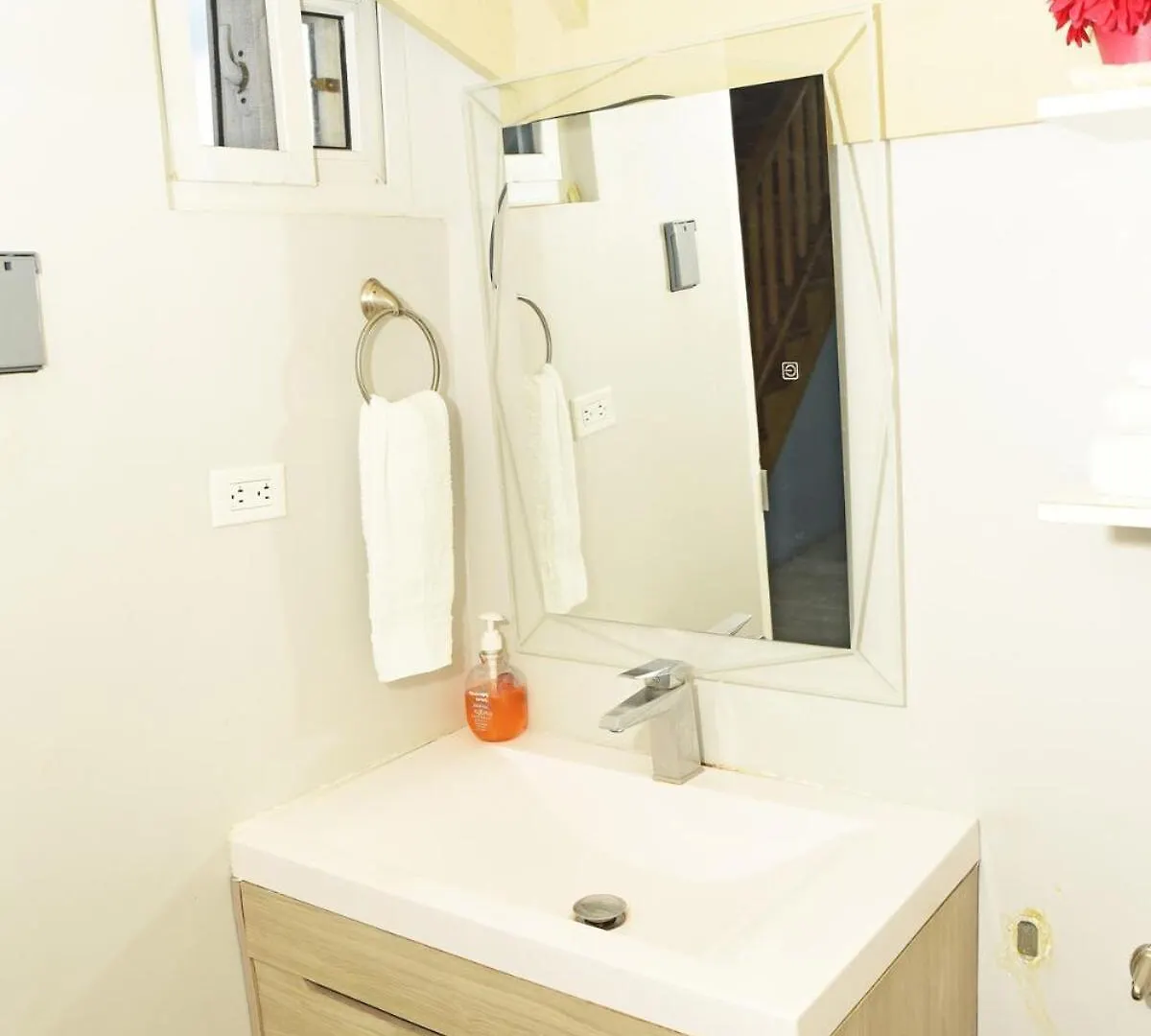 Penthouse With Loft At Seacastles, Beach And Pool 207 Μοντέγκο Μπέυ